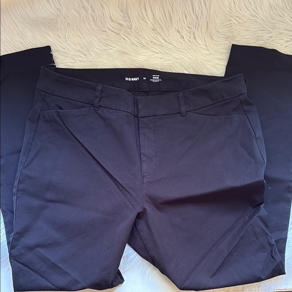 Old Navy Pixie Black Pants NWOT